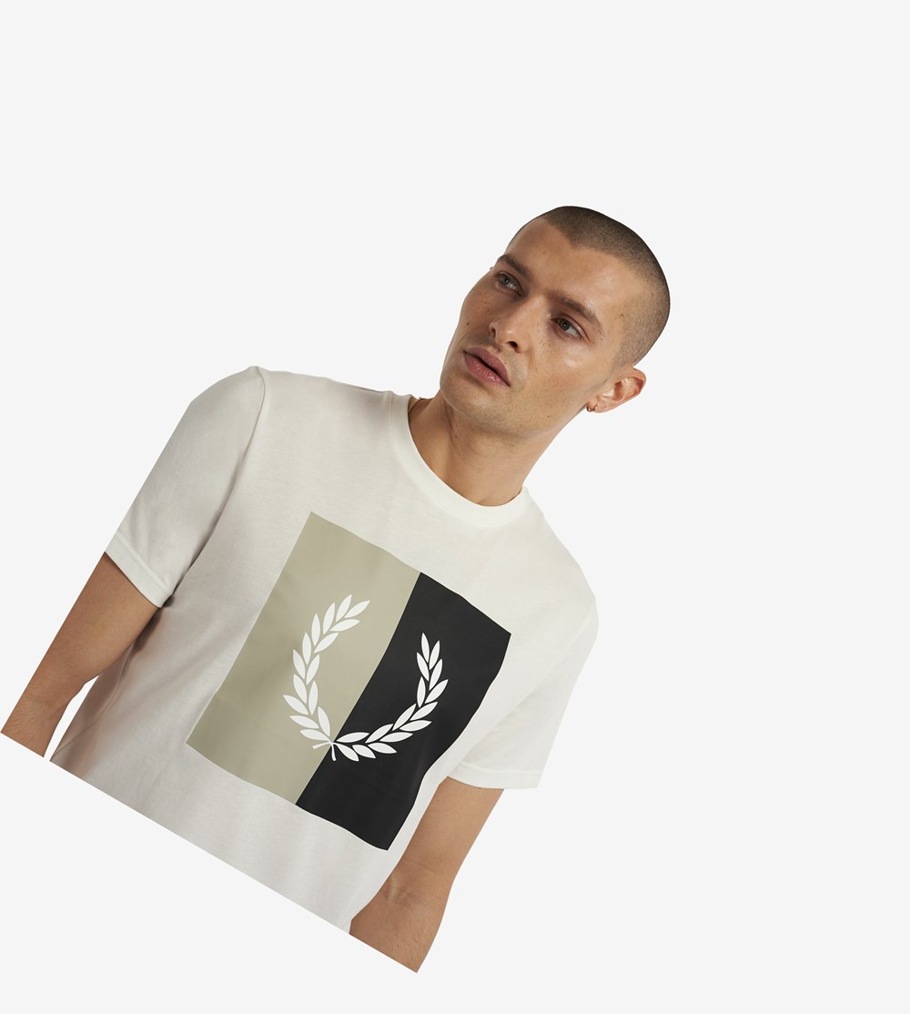 Fred Perry Laurel Wreath Grafisk T Shirts Herre Hvide | 874915-LZN